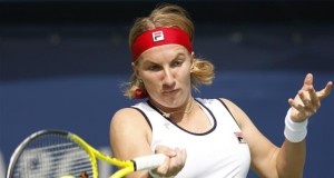 Clijsters, Azarenka Win, Kuznetsova Shocked