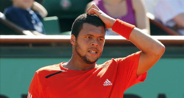Jo Willy Tsonga escapes Jo Willy Tsonga escapes