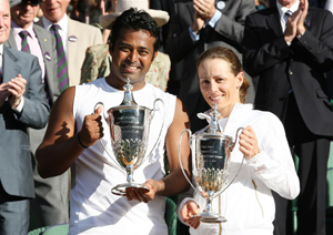 Leander Paes and Cara Black won Wimbledon 2010 mix Doubles Title