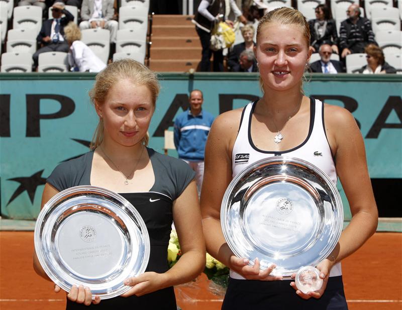 Daria Gavrilova and Kristina Mladenovic