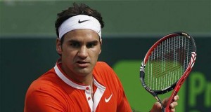 Federer, Cilic Move on
