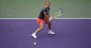 Kuznetsova, Azarenka Out – Belgians in!