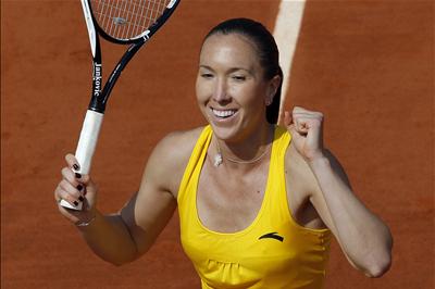 Hot Jankovic Cruises Into Semis