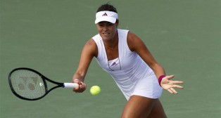 Ivanovic Retires for Clijsters, Sharapova Triumphant