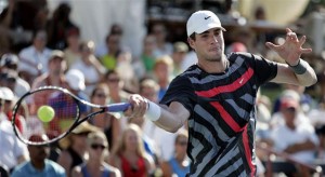 Isner and Verdasco Advance By a Whisker