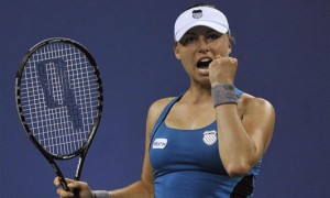 Murray, Zvonareva Finish Strong